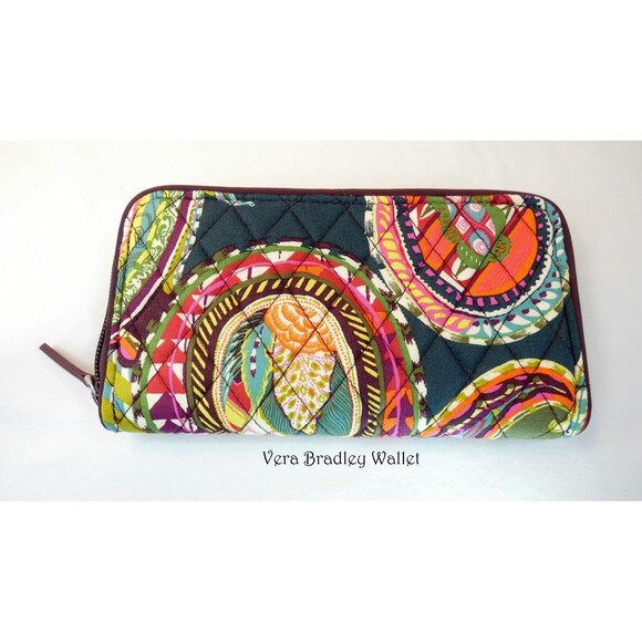Vera Bradley RFID Georgia Wallet Heirloom Paisley Green Mauve Purple NWT Fall - Picture 2 of 6